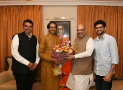 <p>BJP President Amit Shah meets Shiv Sena Chief Uddhav...- India TV Hindi