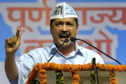 केजरीवाल ने योगेंद्र के परिजनों के अस्पताल पर छापे को लेकर मोदी पर निशाना साधा- India TV Hindi