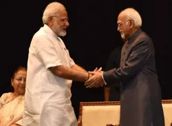 <p>pm narendra modi and hamid ansari</p>- India TV Hindi