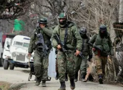 Jammu and Kashmir: Massive security operation underway in Pulwama- India TV Hindi