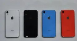 <p>iPhone XR</p>- India TV Paisa