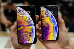 <p>iPhone Xs and Xs Max</p>- India TV Paisa