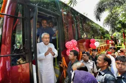 <p>Bihar Chief Minister Nitish Kumar flags off 'Bharat...- India TV Hindi