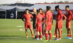 AFC Asian Cup 2019: एक नजर में जानिए एशियन कप में हिस्सा ले रही भारतीय टीम और सभी 23 खिलाड़ियों के ब- India TV Hindi