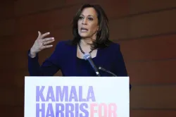 Senator Kamala Harris holds presidential campaign rally in Oakland | AP- India TV Hindi