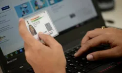 Aadhaar Card- India TV Paisa