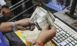 Rupee falls by 24 paise on strong dollar demand- India TV Paisa