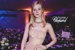 Elle Fanning - India TV Hindi