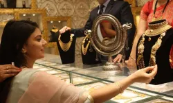 Gold rises on jewellers' buying, positive overseas trend- India TV Paisa