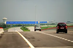 <p>Yamuna Express Way</p>- India TV Hindi