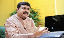 Union Minister Dharmendra Pradhan writes to steel sector employees- India TV Paisa