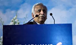 Delhi HC seeks Centre's response on Jet Airways founder Naresh Goyal's plea against LOC- India TV Paisa