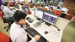 Sensex cracks below 37,000-mark, tanks 531 points on FPI worries- India TV Paisa