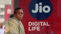 Jio says other telcos levying hidden charges on customers- India TV Paisa