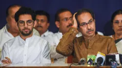 <p>Shiv Sena Chief Uddhav Thackeray with son and Yuva Sena...- India TV Hindi