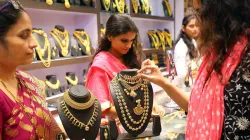 Gold falls Rs 73, silver slides by Rs 89- India TV Paisa