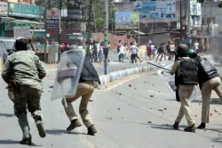 झारखंड के लोहरदगा में हिंसा के बाद कर्फ्यू, स्कूल-कॉलेज 2 दिन के लिए बंद किए गए- India TV Hindi