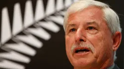 Richard Hadlee, Richard Hadlee Alfa Romeo, Richard Hadlee Alfa Romeo car, Richard Hadlee 1986 Intern- India TV Hindi