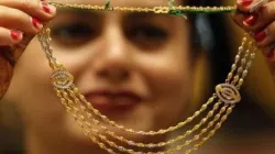  Gold prices rally Rs 455 on rupee depreciation, global cues- India TV Paisa