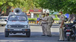 Delhi Coronavirus Lockdown, Bengali market, Delhi Police- India TV Hindi