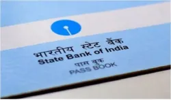 <p>SBI cuts lending rates</p>- India TV Paisa