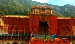 Badrinath Temple kapat - India TV Hindi