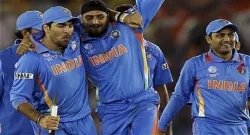 After Sachin Tendulkar, Harbhajan Singh completed Yuvraj Singh's challenge in a funny style - India TV Hindi