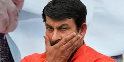 <p>Manoj Tiwari</p>- India TV Hindi