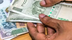 Rupee falls sharply against US dollar today, slides past 76 per USD- India TV Paisa