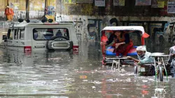 Water logging in Mathura due to heavy rain, Delhi-Agra national highway blocked- India TV Hindi