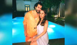 varun dhawan shares pic with girlfriend natasha dalal- India TV Hindi