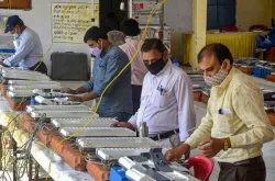 Madhya Pradesh by-election will decide whose government will be formed in the state- India TV Hindi