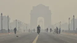 दिल्ली-NCR में बढ़ा वायु प्रदूषण, कई जगहों पर AQI 450 के पार, छाई गहरी धुंध- India TV Hindi