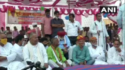 Gujjar community holds Mahapanchayat in Bharatpur's Bayana । राजस्थान: आरक्षण के लिए गुर्जरों की महा- India TV Hindi