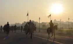 R-Day parade likely to be shorter, to have smaller marching contingents and fewer spectators- India TV Hindi