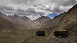 India China pangong lake ladakh ecosystem indian army global times LAC पर भारत की विशाल सेना देख 'गी- India TV Hindi