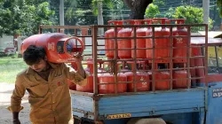 खुशखबरी! LPG सिलेंडर सिर्फ 30 मिनट में पहुंचेगा घर, ऐसे करें बुकिंग- India TV Paisa