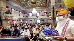 Prime Minister Narendra Modi offering prayers at Sis Ganj Sahib Gurudwara on 400 Prakash Purab of Gu- India TV Paisa