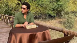 <p>Sachin Tendulkar Experiments With His Look</p>- India TV Hindi