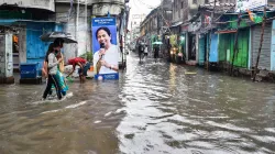 Trains Cancelled, Trains Cancelled West Bengal, West Bengal Trains Cancelled, West Bengal Rain- India TV Hindi