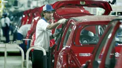 Maruti Suzuki scale down production in Gujarat due to chip shortage- India TV Paisa