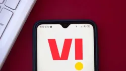 VIL loses 42.8 lakh mobile users in June; Airtel, Jio add subscribers- India TV Paisa