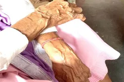 <p>Old Age Woman</p>- India TV Hindi