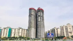 Supertech twin tower- India TV Hindi