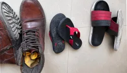 Chappal joota ulta kyu nahi rakhte chappal ulti hone par kyo tokte hai bujurg - India TV Hindi