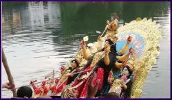 Durga Visarjan - India TV Hindi