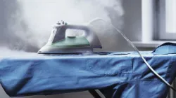 Steam Iron,How to use Steam iron, Steam iron vs Norma iron, steam Iron tips, easy tips, Tech tips- India TV Paisa