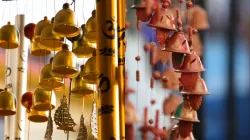 Vastu Tips for Wind Chimes- India TV Hindi