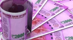 सुप्रीम कोर्ट पहुंचा 2,000 के नोट से जुड़ा मामला, नोटिफिकेशन के खिलाफ याचिका पर रजिस्ट्री से मांगी र- India TV Paisa