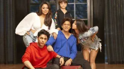 shahrukh khan, gauri khan, Suhana Khan, AbRam, Aryan, srk, jawan- India TV Hindi